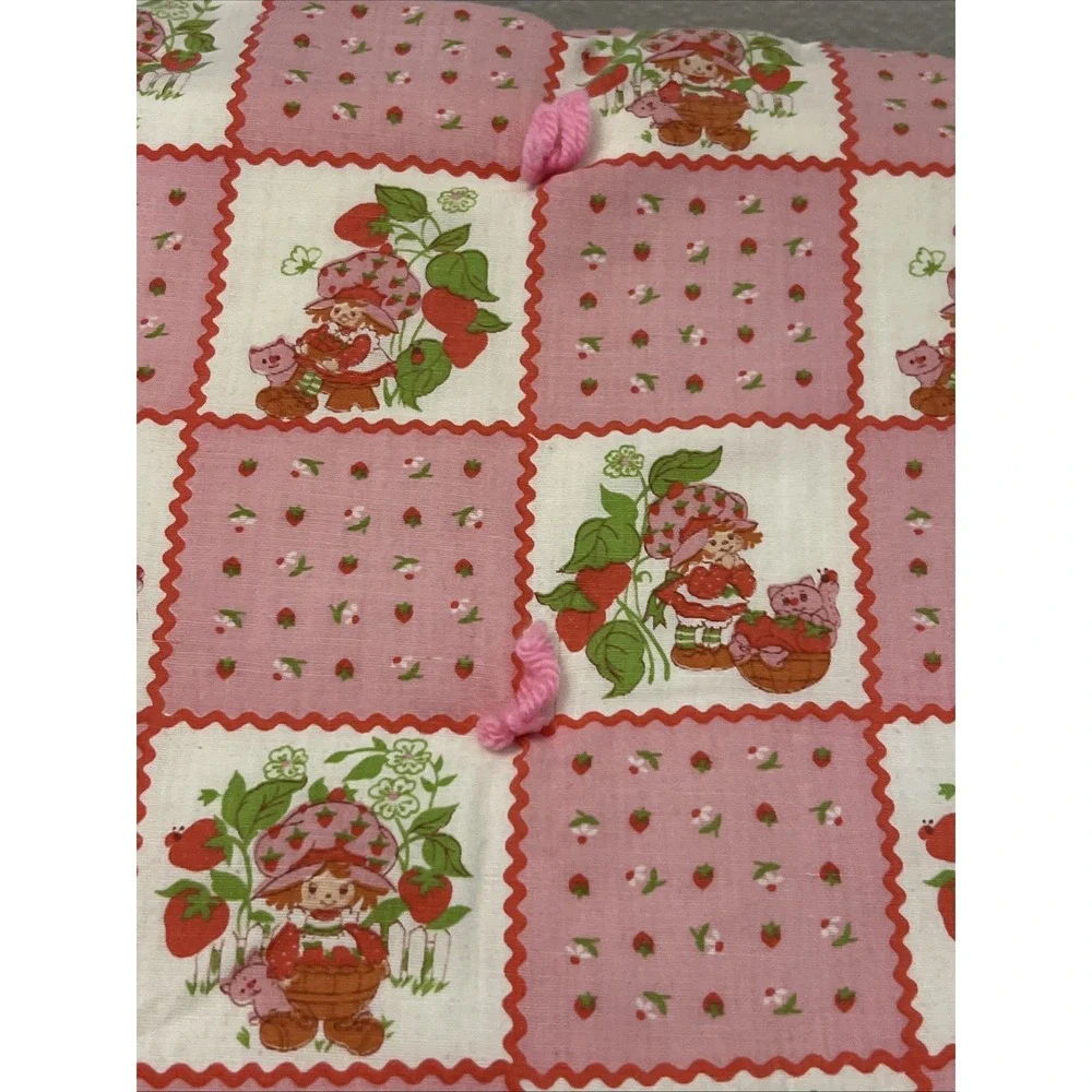 Vintage Strawberry Shortcake Comforter Throw Lap Quilt‎ Toddler 44